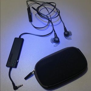 Bose QuietComfort 20 Noise Cancelling Headphones